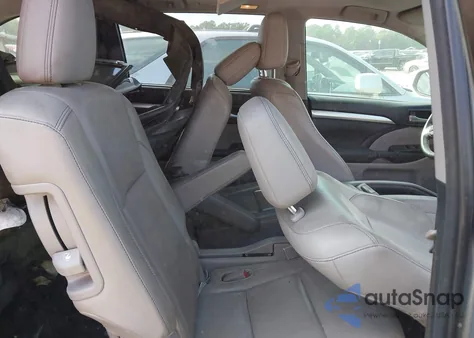 2014 Toyota Highlander Xle V6 z USA, uszkodzony, nr VIN 5TDKKRFH7ES010646